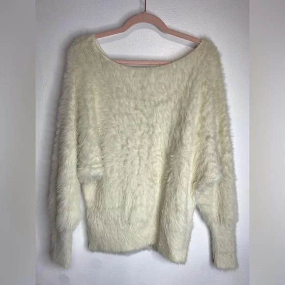 Antropologie Cozy White Fuzzy Sweater - Picture 3 of 5